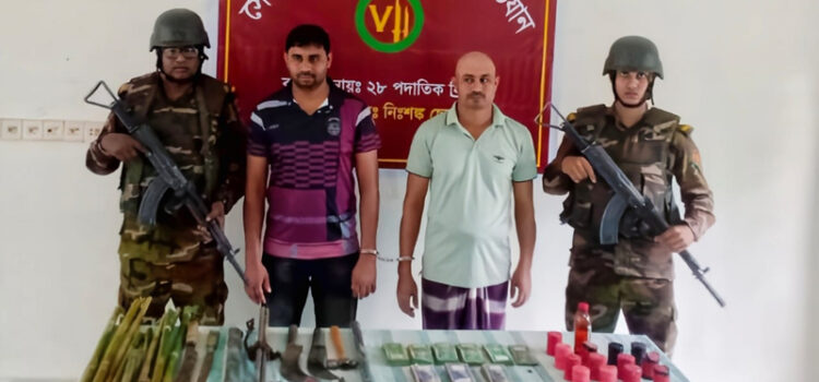 মুলাদীতে সেনাবাহিনী ও পুলিশের যৌথ অভিযানে অস্ত্র ও ককটেলসহ দুই জন গ্রেফতার