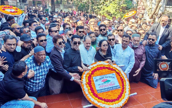 যথাযোগ্য মর্যাদায় বরিশালে পালিত হলো শহীদ বুদ্ধিজীবী দিবস