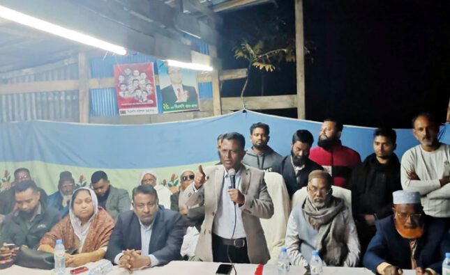 বরিশালে ধানের শীষের পক্ষে ২৬ নম্বর ওয়ার্ডে উঠান বৈঠক