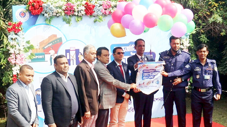 বরিশালে কৃষি, শিল্প, জ্বালানী, পর্যটন ও রপ্তানীমুখি শিল্পে বিপুল সম্ভাবনা আছে : রিয়ার অ্যাডমিরাল মাসুদ ইকবাল