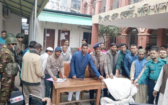 জাটকা পাচারের নতুন মাধ্যম যাত্রীবাহী পরিবহন