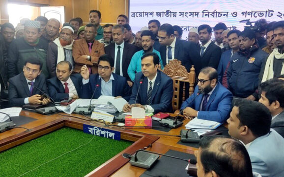 বরিশালে বিএনপির বিদ্রোহীসহ ৪ জনের মনোনয়ন বাতিল, ৬ আসনে ৪১ প্রার্থী