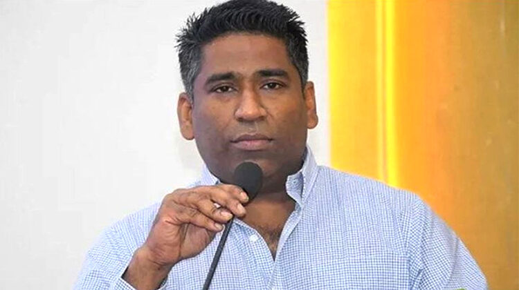 সাদিক আবদুল্লাহ সম্পদের হিসাব না দেওয়ায় দুদকের মামলা