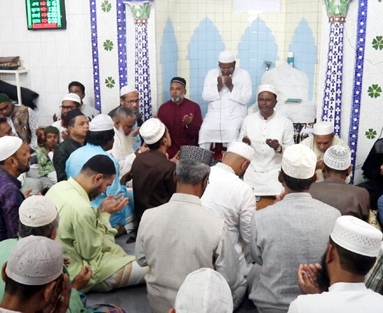 বিএনপির বিজয়ে উৎসব নয়, দোয়া-মোনাজাতে শুকরিয়া আদায়