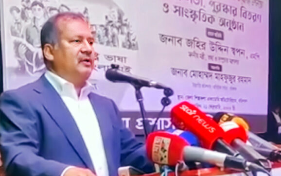 স্বাধীন গণমাধ্যম না থাকলে দেশে গণতন্ত্র চলতে পারে না : তথ্যমন্ত্রী